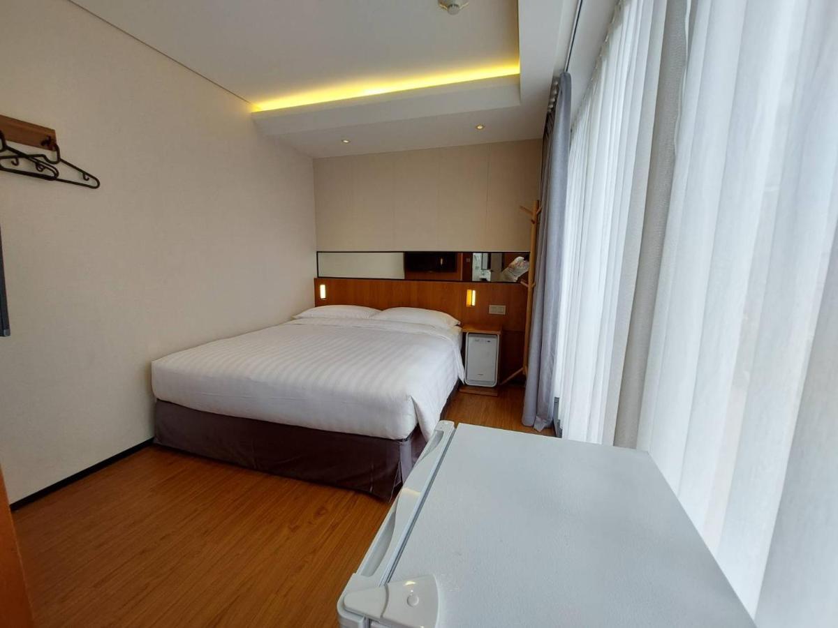 盤古捷旅 - Panco Hotel 台北市 エクステリア 写真