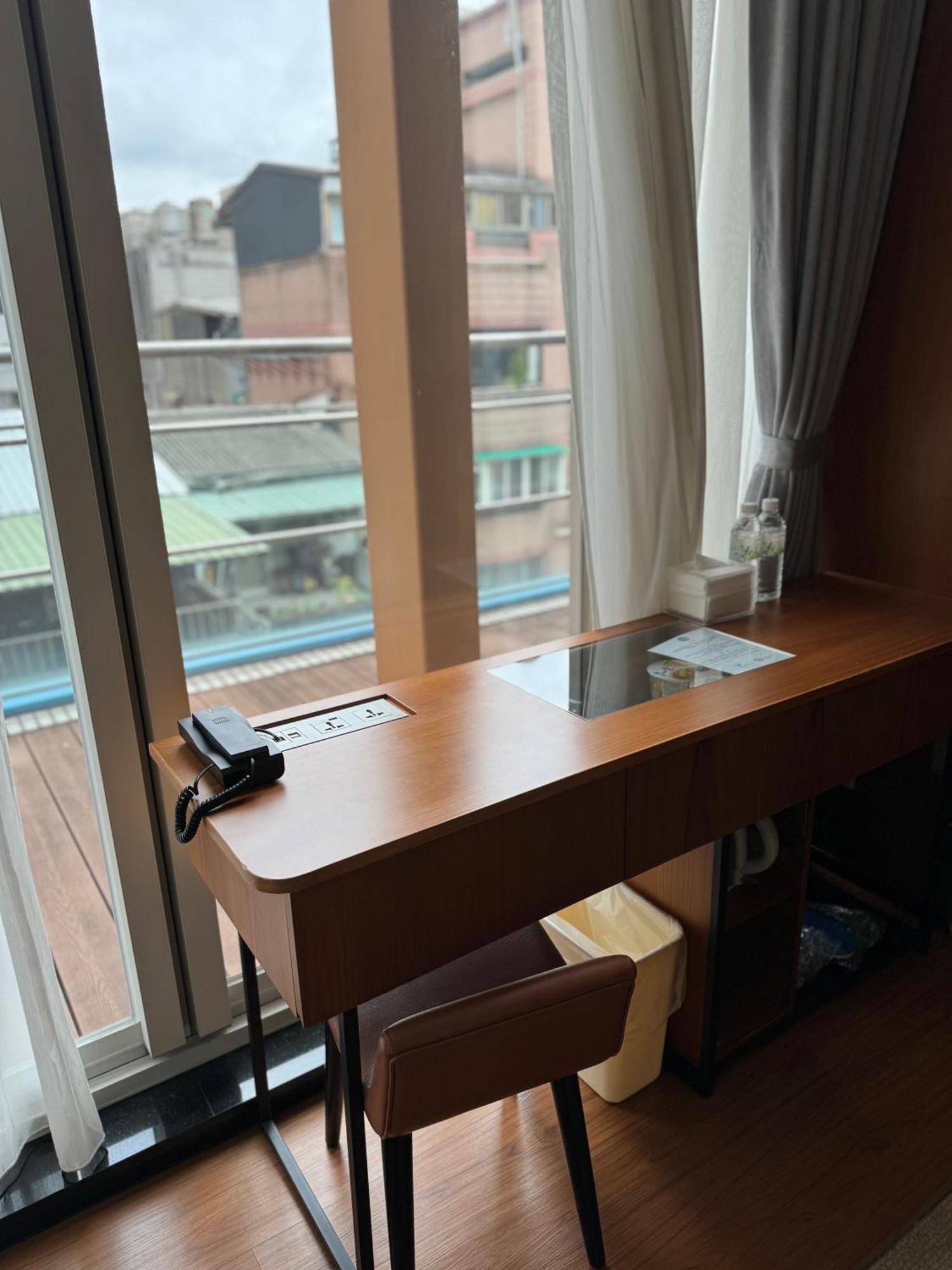 盤古捷旅 - Panco Hotel 台北市 エクステリア 写真